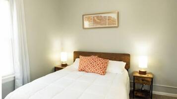 3 多间卧室、办公桌、熨斗/熨衣板、旅行婴儿床