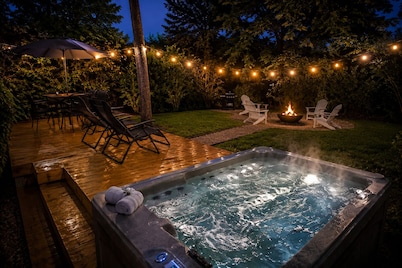 Secluded Cabin w/ Hot Tub • No Neighbors • 15 Min to Texas A&M Aggieland Getaway