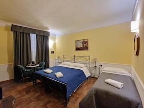 In-room safe, desk, laptop workspace, soundproofing