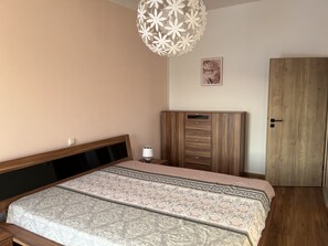 2 chambres, fer et planche Ă repasser, lit parapluie, Wi-Fi gratuit
