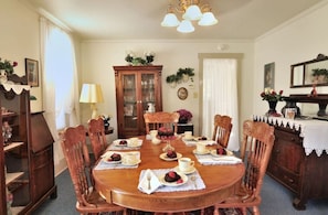 Dining Room for 8