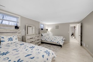4 habitaciones, escritorio, tabla de planchar con plancha y wifi gratis
