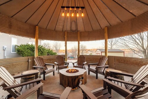 A-Frame, Bin-zebo & Gas Firepit, Walk to Finley