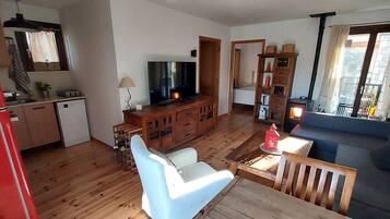 Smart-tv en een open haard