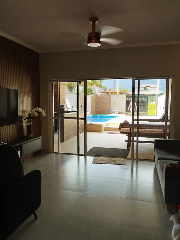 Living area - Casa Novinha (Bertioga)