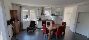 تناول الطعام