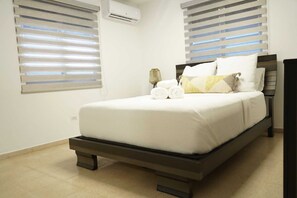 5 chambres, fer et planche à repasser, lit parapluie, Wi-Fi gratuit