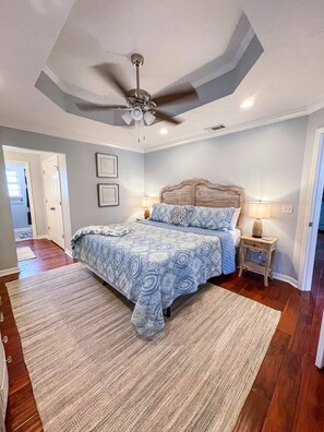 4 Schlafzimmer, Bügeleisen/Bügelbrett, kostenloses WLAN, Bettwäsche