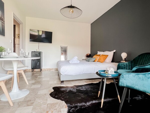 1 Schlafzimmer, Bügeleisen/Bügelbrett, kostenloses WLAN, Bettwäsche