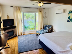 5 bedrooms, travel crib, free WiFi, bed sheets