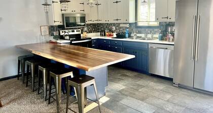 Relaxing Water Front Retreat on Lake of Ozarks