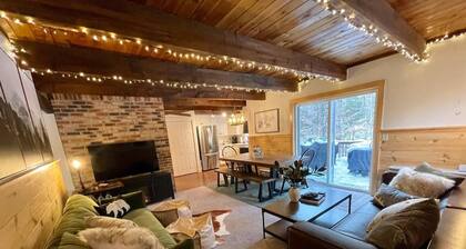 The Bubbly Bear - Attitash, N Conway, Relaxed Luxe