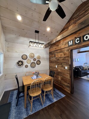 تناول الطعام