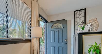 Airport Pick Up, Spoiling Apt With an Office, Super Private,