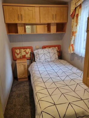 3 bedrooms, WiFi, bed sheets - Quite 3 Bedroom Static Caravan (Orpington)