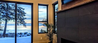 Skipping Stone Lake House, Skipping Stone Lake House