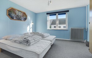 2 bedrooms, free WiFi