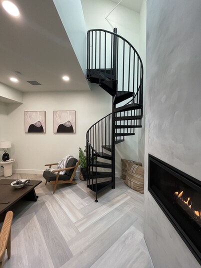 Brand New Village of Lexington Luxury Boutique Hotel