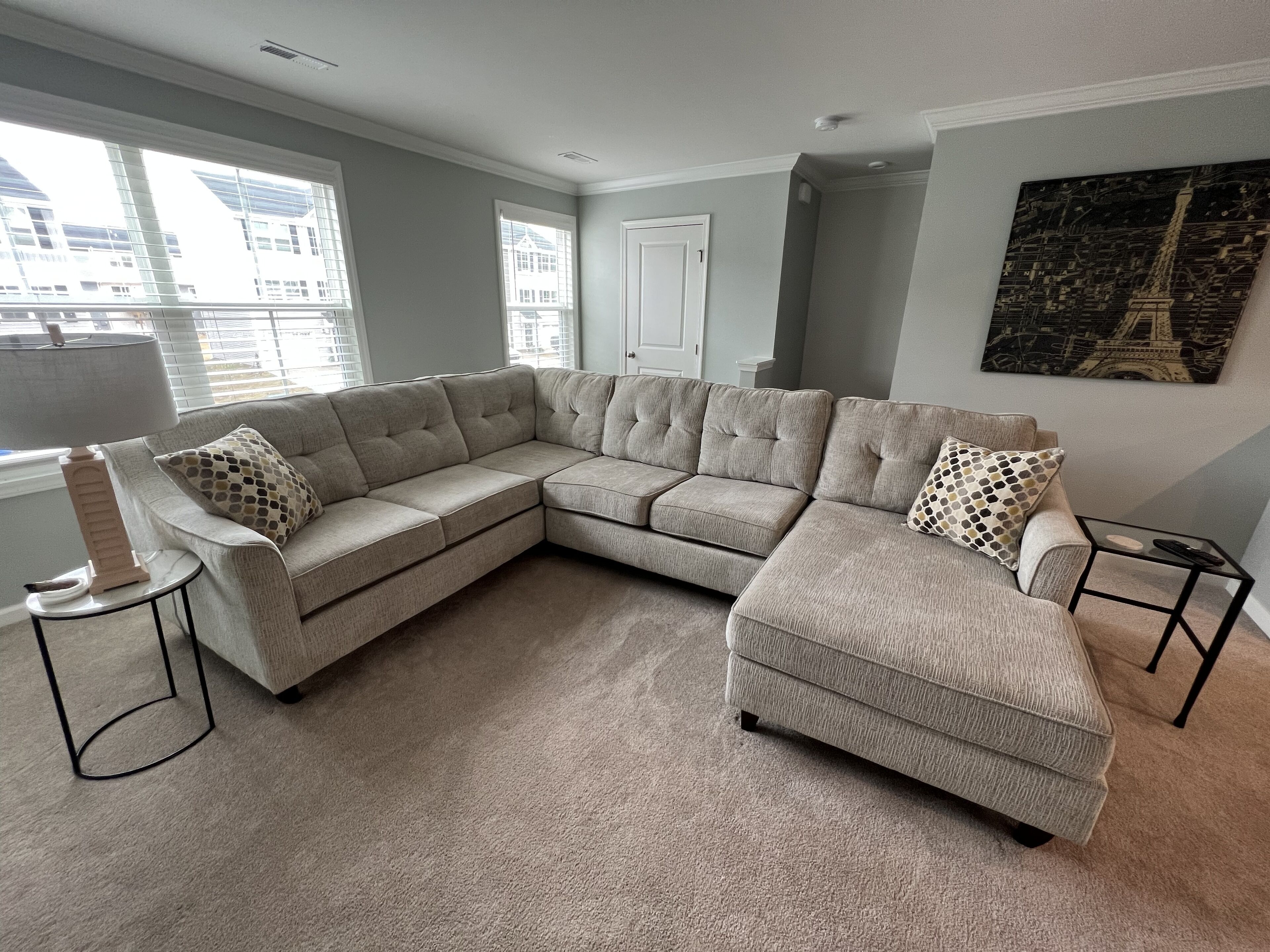 Spacious, End-Unit Townhome located 5 miles from D/T Greenville, SC