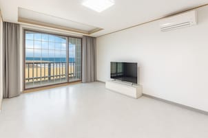1 bedroom, WiFi (free)