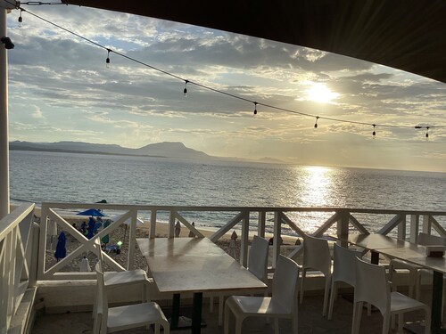  Ocean Front 1st FL Poolside 2bd/2ba Posh  Condo^Playa Alisha Beach^ 