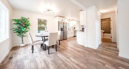 Port Orchard Retreat- 5 Minutes from Downtown