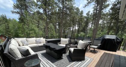 Trailer & Parking Friendly, 24x56 Garage, 5-bedroom, 3-bath, Newly renovated!