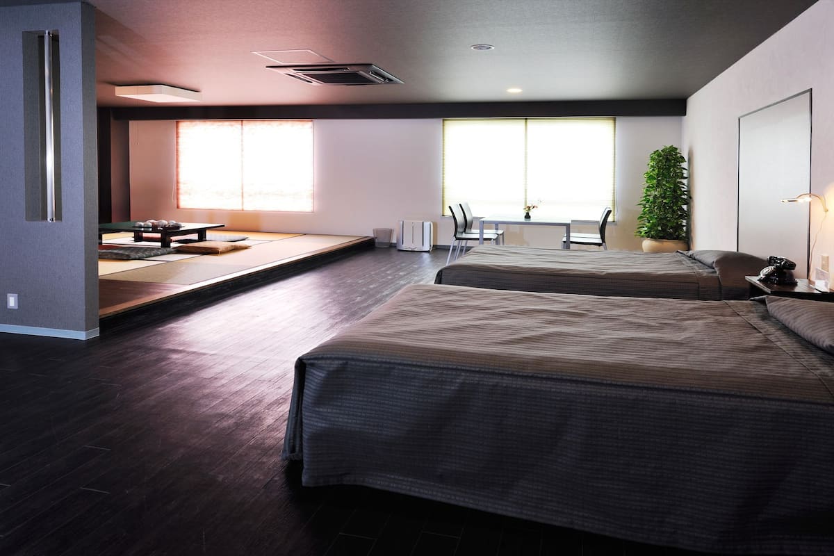 Executive-Zimmer, Raucher, Stadtblick (Special Japanese Western, night view) | 1 Schlafzimmer, Zimmersafe, Verdunkelungsvorhänge, Bettwäsche