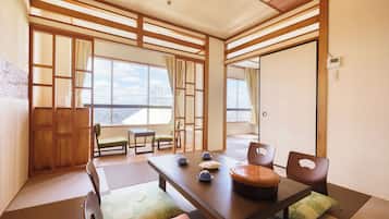 Rom – superior, ikke-røyk, byutsikt (Japanese Style with night view) | Safe på rommet, blendingsgardiner og sengetøy