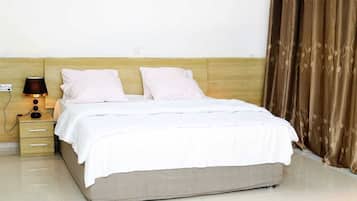 4 camere, accesso a Internet, lenzuola