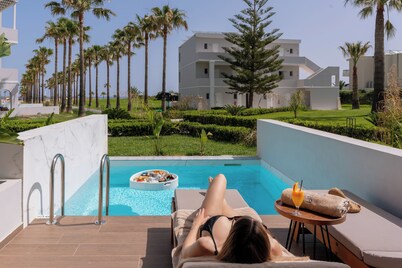Delfina Tropic Beach