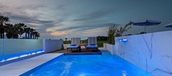 Delfina Tropic Beach