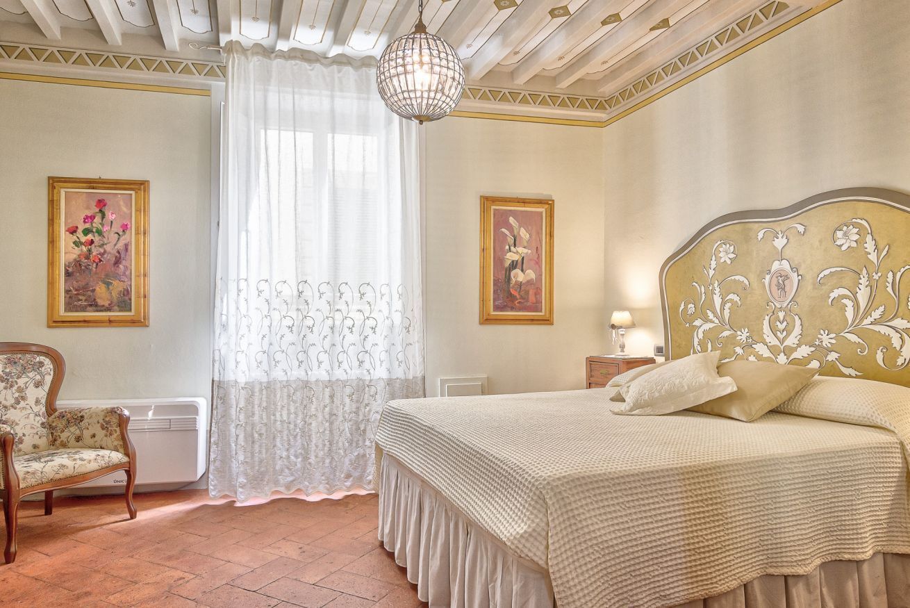 1 bedroom, iron/ironing board, travel crib, WiFi
