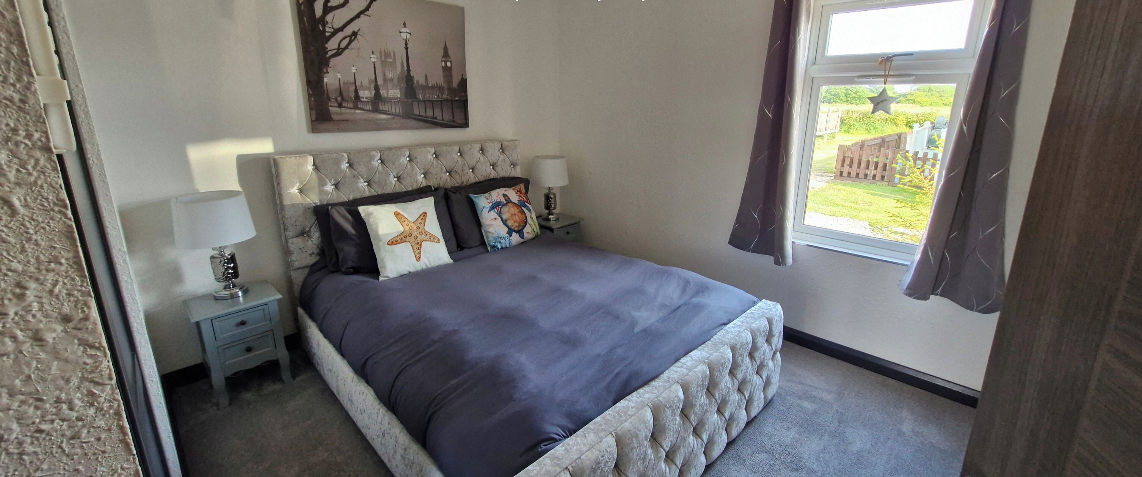 3 多间卧室、埃及棉床单、高档床上用品、熨斗/熨衣板