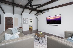 Smart TV, videojuegos, libros y estéreo 