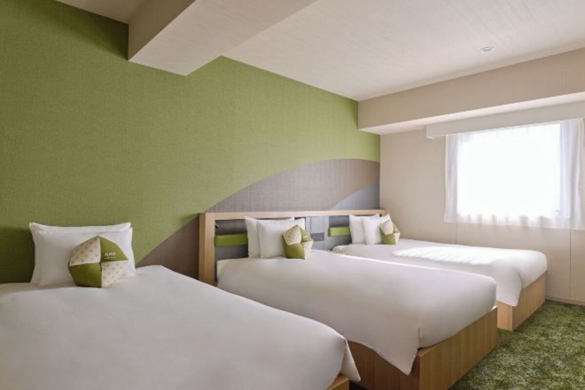 In-room safe, desk, blackout curtains, iron/ironing board (on request)