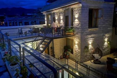 Fengma Feiyang Hostel