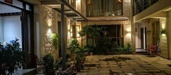 Fengma Feiyang Hostel