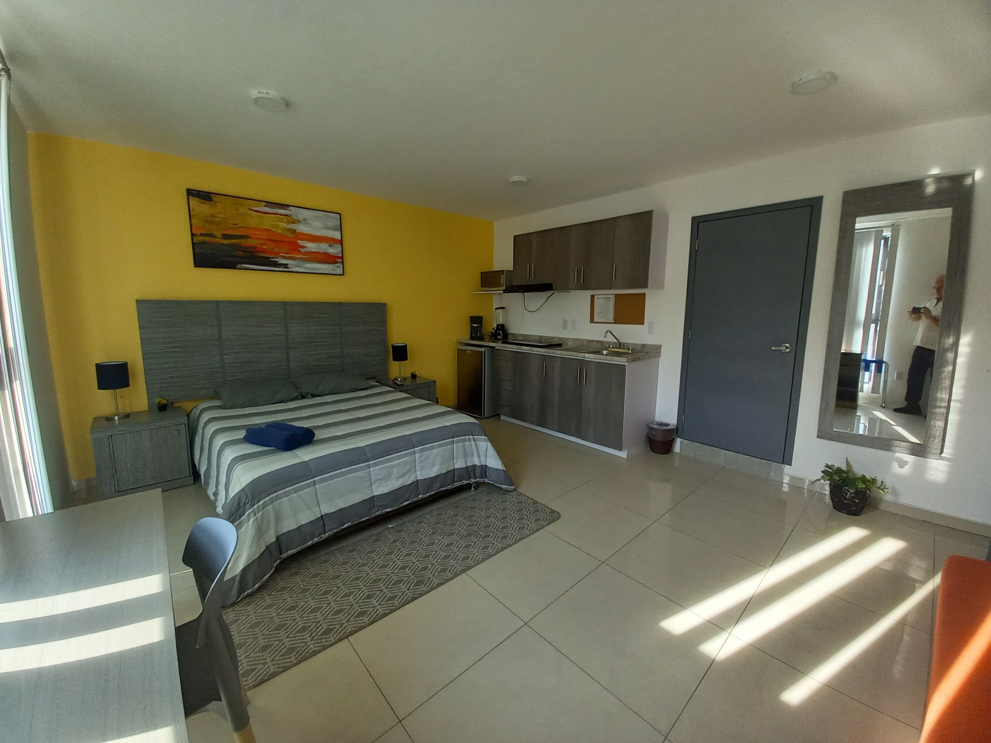 Junior Studio Suite, Non Smoking | Iron/ironing board, free WiFi, bed sheets