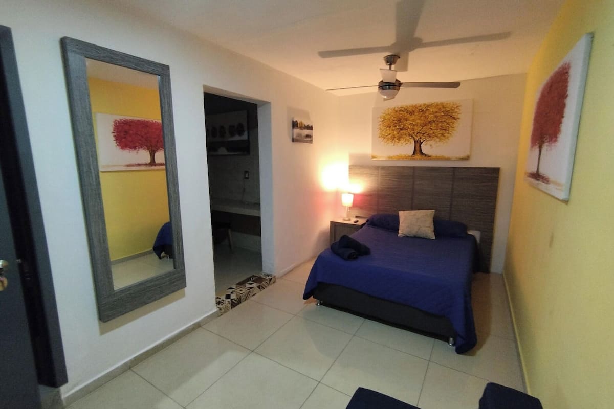 Superior Studio, Multiple Beds | 1 bedroom, down duvets, desk, iron/ironing board