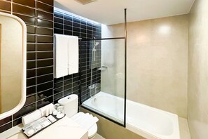 Studio 27 with Bathtub | Bathroom | Free toiletries, towels, soap, shampoo - ARTOTEL Casa Cikarang (Cikarang)