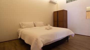 Kamar Double Deluks | Kedap suara, tempat tidur lipat/tambahan, Wi-Fi gratis, dan seprai linen