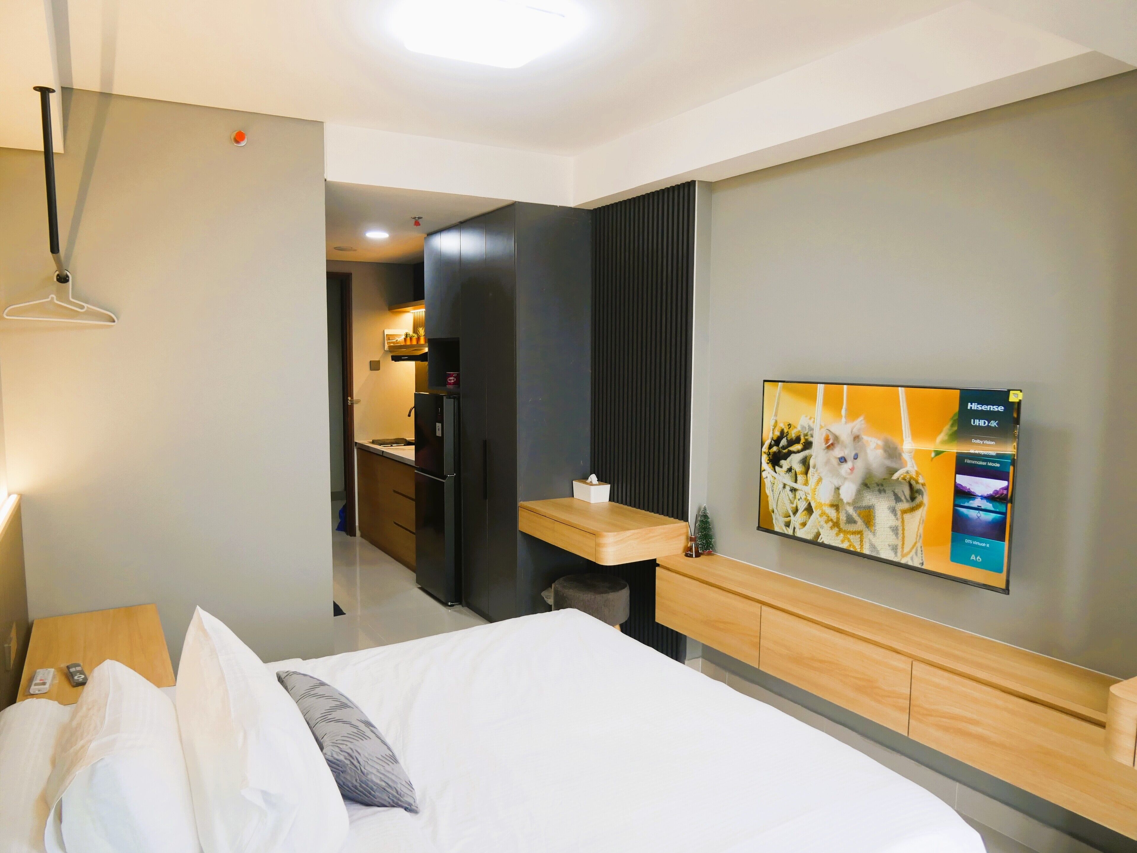 Exclusieve studio, 1 kingsize bed, niet-roken | Individueel gedecoreerd, individueel gemeubileerd, een laptopwerkplek