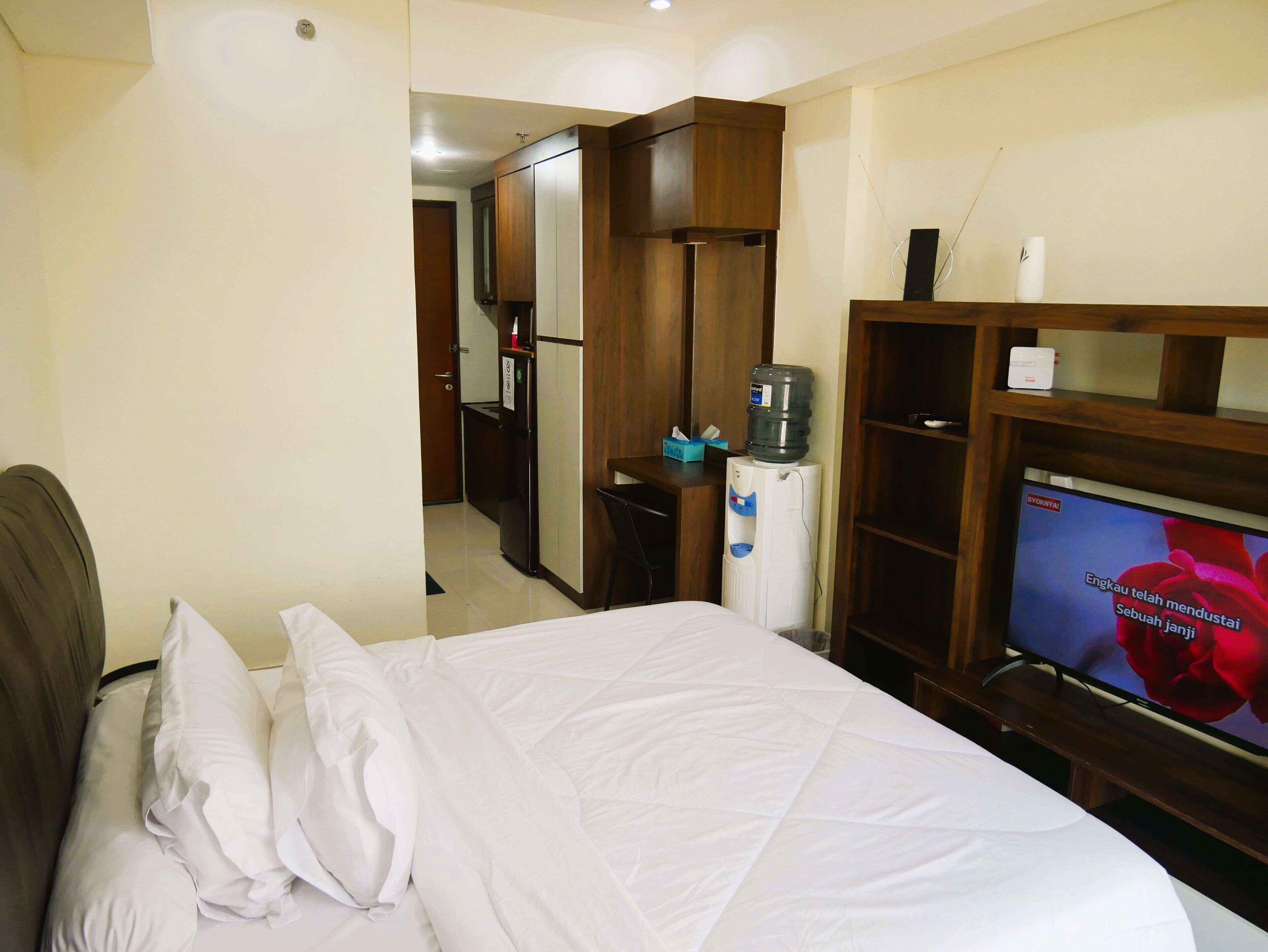 エコノミー スタジオ キングベッド 1 台 禁煙 | 客室ごとに異なる装飾、客室ごとに異なるインテリア、ノートパソコン用作業スペース、遮光カーテン