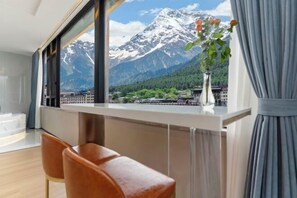 Room - Shanxia Hotel (Bome)