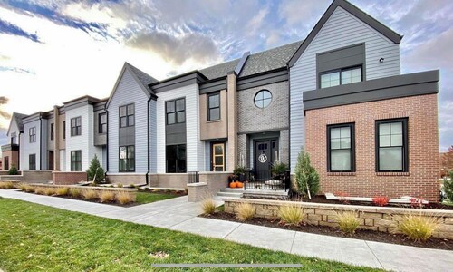 Fun! New townhome, Near Memorial Stadium 