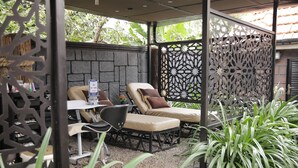 Interior - Stallion Place Hotel - Bed and Breakfast (Kampala)