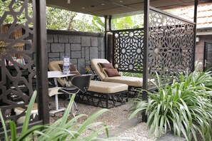 Interior - Stallion Place Hotel - Bed and Breakfast (Kampala)