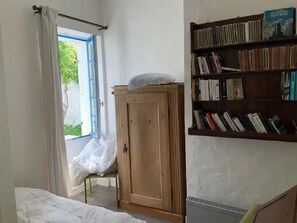 4 Schlafzimmer, Bügeleisen/Bügelbrett, kostenloses WLAN, Bettwäsche