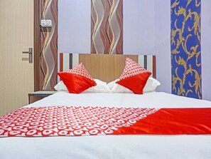 Chambre Double Deluxe | Bureau, Wi-Fi gratuit, draps fournis